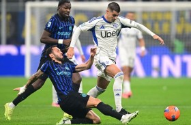 إنتر يضرب كومو برباعية نظيفة وينتزع صدارة «الكالتشيو»