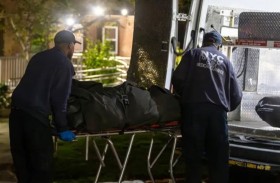 العثور على أم وابنها محنطين داخل شقة 