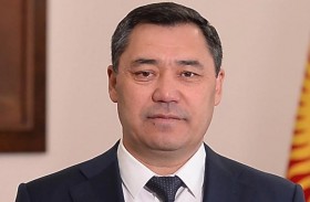 رئيس قرغيزستان يدعو شعبه إلى الوحدة 