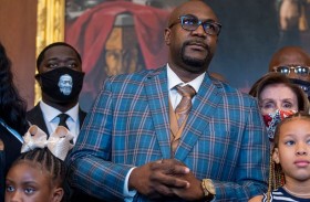 عائلة جورج فلويد تقاضي كاني ويست