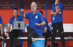 بيلسا ينتقد أداء لاعبي أوروغواي