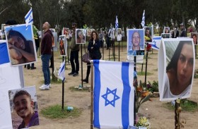  سلطات كيبوتس بئيري تؤكد مقتل رهينتين إسرائيليين في غزة