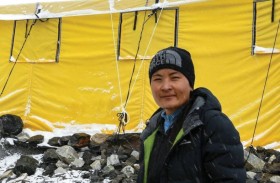 تحطم الرقم القياسي لأسرع امرأة تتسلق إيفرست 