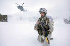 معسكر «فايكنغ».. بريطانيا تدرب مشاة البحرية على حرب الجليد ضد روسيا