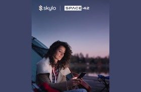 شراكة بين «سبيس 42» و»سكايلو»  لإطلاق خدمة اتصال مباشر عبر «الثريا- 4»