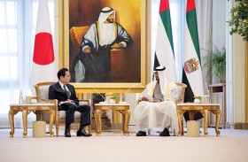 رئيس الدولة ورئيس وزراء اليابان يبحثان ملفات التكنولوجيا والابتكار والطاقة وتحقيق الحياد المناخي عام 2050