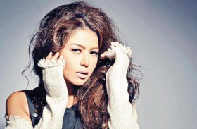 لقاء الخميسي تعمل في التجارة خلال أحداث مسلسل 