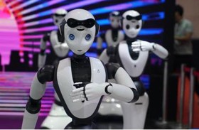 روبوت موسيقي يذهل لجنة تحكيم 