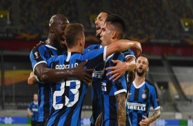 انترميلان يلحق بإشبيلية في نهائي يوروبا ليغ