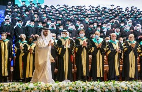 سلطان بن أحمد القاسمي يشهد حفل تخريج طلبة الدراسات العليا بجامعة الشارقة