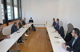 صقر غباش يبحث مع رئيس مجلس الشعب الهندي سبل تعزيز علاقات التعاون البرلمانية