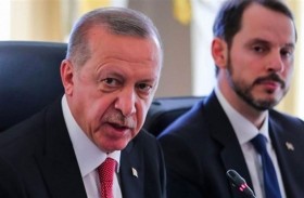 الأزمة الاقتصادية في تركيا تمزق عائلة أردوغان