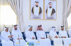 عمار بن حميد يقدم واجب العزاء في وفاة منصور سيف الزعابي
