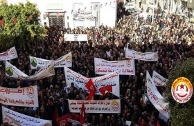 اليوم الخميس: توقف الرحلات الجوية من تونس وإليها 