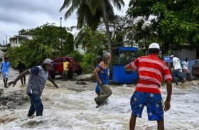 الإعصار بيريل يخلف قتلى ويتجه نحو جامايكا وجزر كايمان 