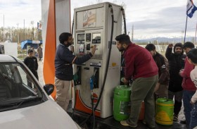 الهند تخفض الضرائب على الوقود في ظل الحرب في الشرق الأوسط 