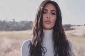 كيم كارداشيان بجلسة تصوير تخطف الأنظار