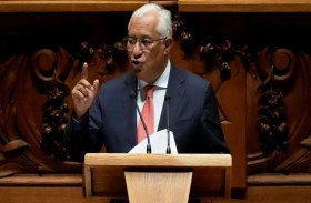 إسبانيا – البرتغال: يُلدغ الاشتراكيون على يسارهم...!