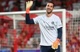 حارس باريس سان جرمان في العناية المركزة 