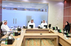 لجنة الشؤون الدستورية والتشريعية للمجلس الوطني الاتحادي تنظم حلقة نقاشية بشأن موضوع التوجيه الأسري 