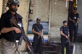 مقتل خمسة شرطيين باكستانيين في انفجار قنبلة 