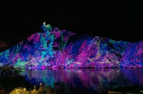 معالم الإمارة الباسمة تتزين اليوم بلوحات وألوان مهرجان أضواء الشارقة 2024