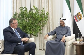 رئيس الدولة يستقبل عدداً من الشركاء والمستثمرين في مشروع أدنوك للغاز الطبيعي المسال منخفض الانبعاثات في الرويس