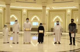 نادي مليحه يحتفي بتكريم فائزيه بمسابقته الثقافية حول مجمع القرآن الكريم بالشارقة 