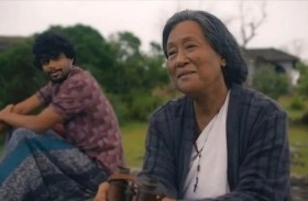 معلمة تصبح نجمة سينمائية في الـ70