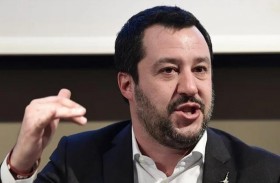 سالفيني المعادي للهجرة يطلق حملته الانتخابية من لامبيدوسا 