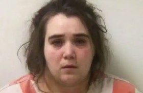 تقتل طفلها وتخفي جثته بين أكوام الغسيل