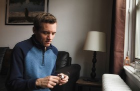 7 علامات رئيسية للتوحد عند البالغين غالبا ما تُغفل