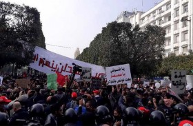 تونس: مسيرات لإحياء ذكرى اغتيال شكري بلعيد
