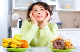دراسة تزعم: تناول وجبة سكرية خفيفة بمجرد الاستيقاظ قد يساعد على حرق الدهون!