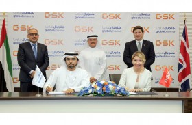 وزارة الصحة تشجع الشركات الدوائية العالمية لنقل خطوط إنتاجها إلى الإمارات