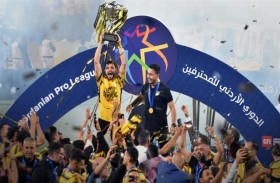 لأول مرة في تاريخه.. الحسين إربد يتوج بلقب الدوري الأردني