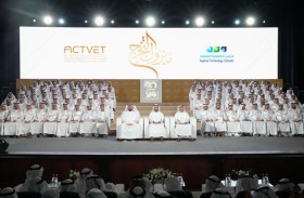 صقر بن سعود القاسمي يشهد تخريج طلبة ثانوية التكنولوجيا برأس الخيمة