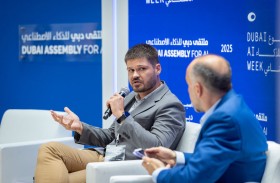 خبراء: العالم يريد ذكاء اصطناعياً يتحدث مختلف اللغات ويراعي جميع الثقافات