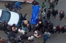 يذبح زوجته لطلبها الطلاق