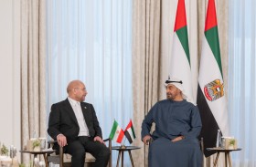 رئيس الدولة يستقبل رئيس مجلس الشورى الإيراني