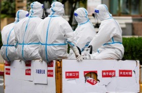 تشديد قيود كوفيد- 19 في بكين وتخفيفها في شنغهاي 