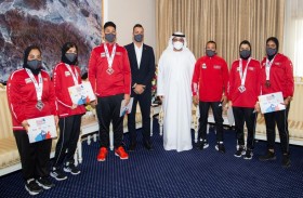 ولي عهد الفجيرة يستقبل الفائزين في بطولة آسيا للشباب والناشئين للملاكمة