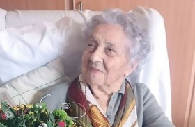 شفاء معمّرة 113 عاما من كورونا 