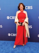 الممثلة الأمريكية روبن ويغيرت لدى حضورها احتفالاً بالإعلان عن جدول الخريف لشبكة سي بي إس في استوديوهات باراماونت بهوليوود. (ا ف ب)