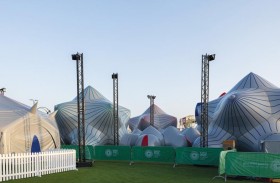 الهيكل الفني المضيء «دوديكاليس» يجذب أنظار زوار إكسبو 2020 دبي