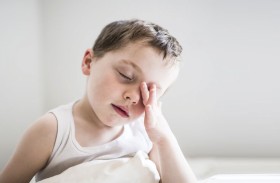 خبيرة توضح سبب اضطرابات النوم لدى الأطفال