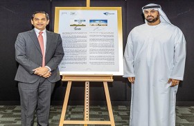 بريد الإمارات تصدر طابعا تذكاريا احتفاء بعام الخمسين وبالذكرى الخامسة والسبعين لاستقلال الهند