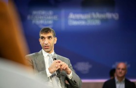 ثاني الزيودي يلتقي في دافوس وزراء ومسؤولين لاستكشاف  فرص بناء شراكات تجارية واستثمارية في قطاعات اقتصاد المستقبل