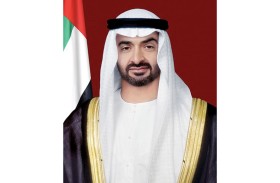 رئيس الدولة يهنئ سلطان القاسمي بفـوز فريـق الشـارقة بكأس ســموه 