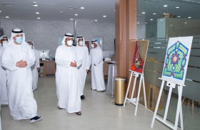 محمد بن حمد الشرقي يزور أكاديمية الفجيرة للفنون الجميلة 
